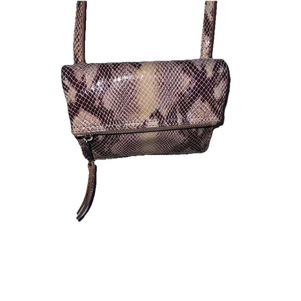 Hobo‎ Leather Sandsnake Crossbody Foldable Magnetic Zip Adjustable Handbag